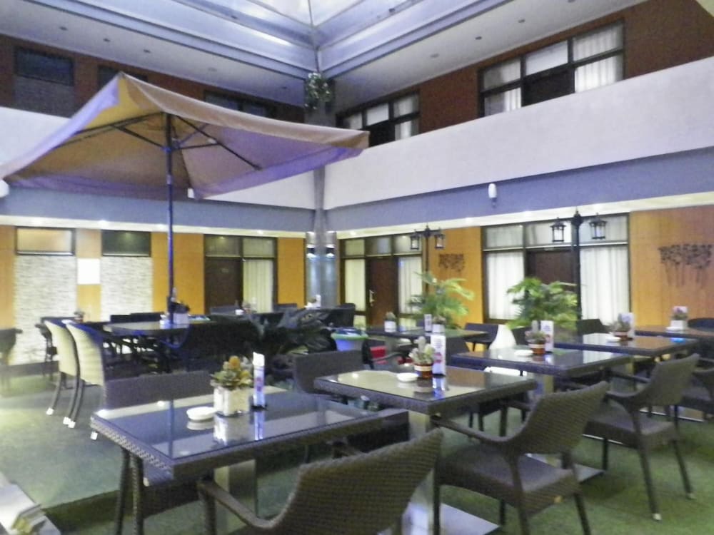 Фото Hotel Victory Bandung