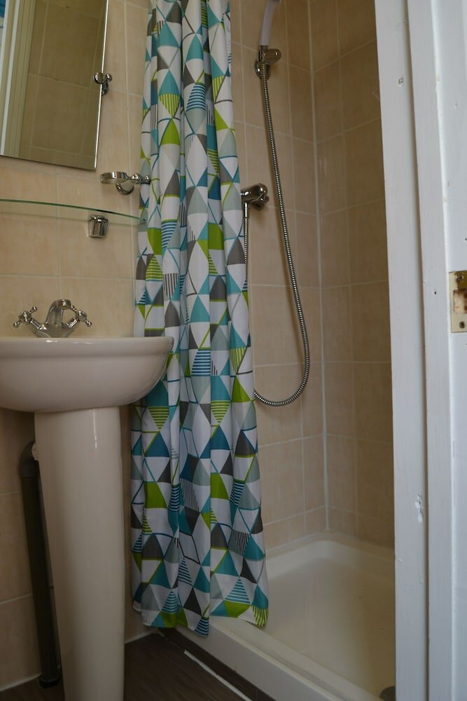 Фото Hyde Park Court Hotel