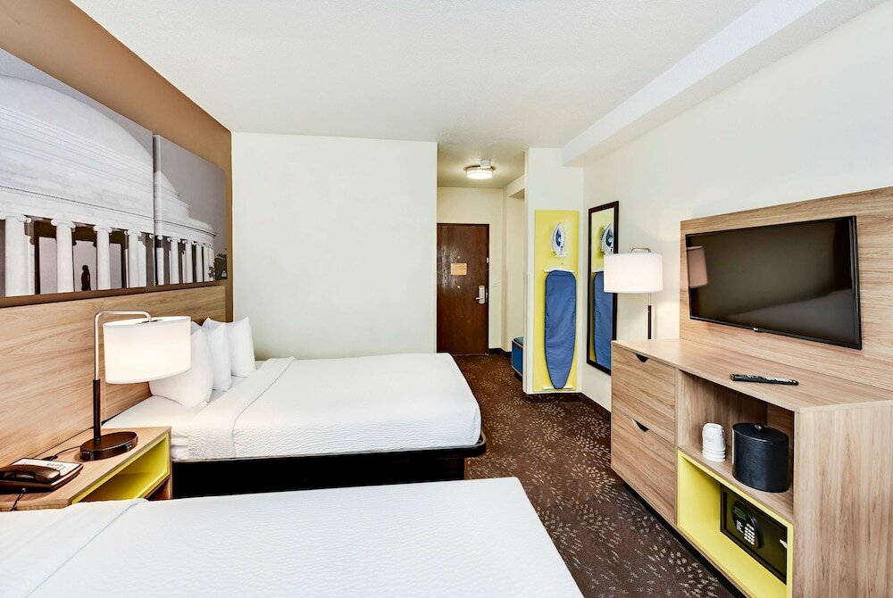 Фото Days Inn by Wyndham Washington DC/Connecticut Avenue