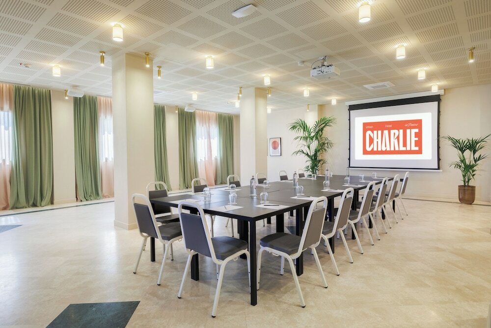 Фото Charlie in Pesaro