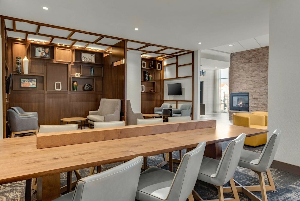 Фото Hyatt Place Colorado Springs Downtown