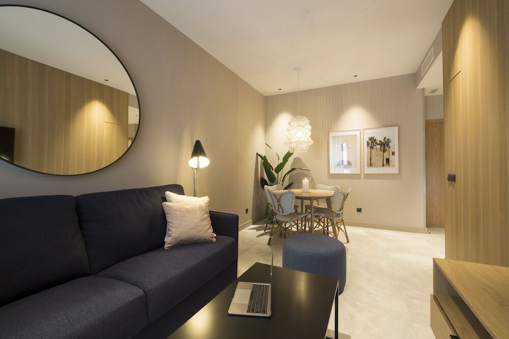 Фото Goodnight Cádiz Apartments