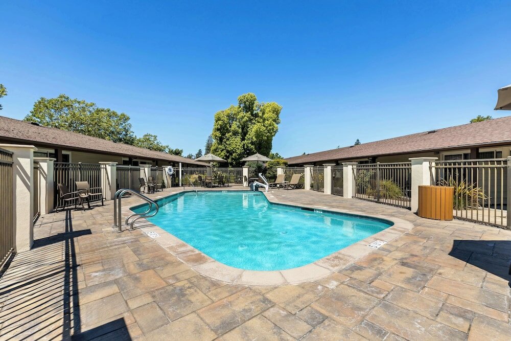 Фото Best Western Garden Inn