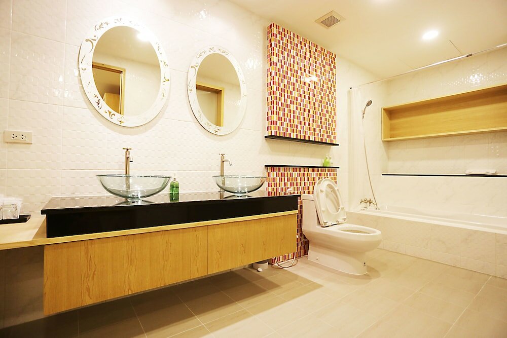 Фото Hua Hin White Sand Hotel