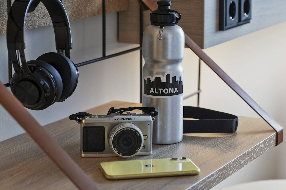 Фото Moxy Hamburg Altona