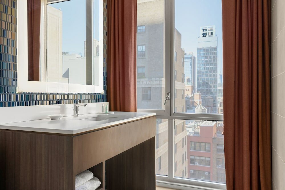 Фото Courtyard by Marriott New York Manhattan Chelsea