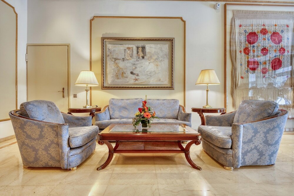 Фото Hotel Roger de Lluria