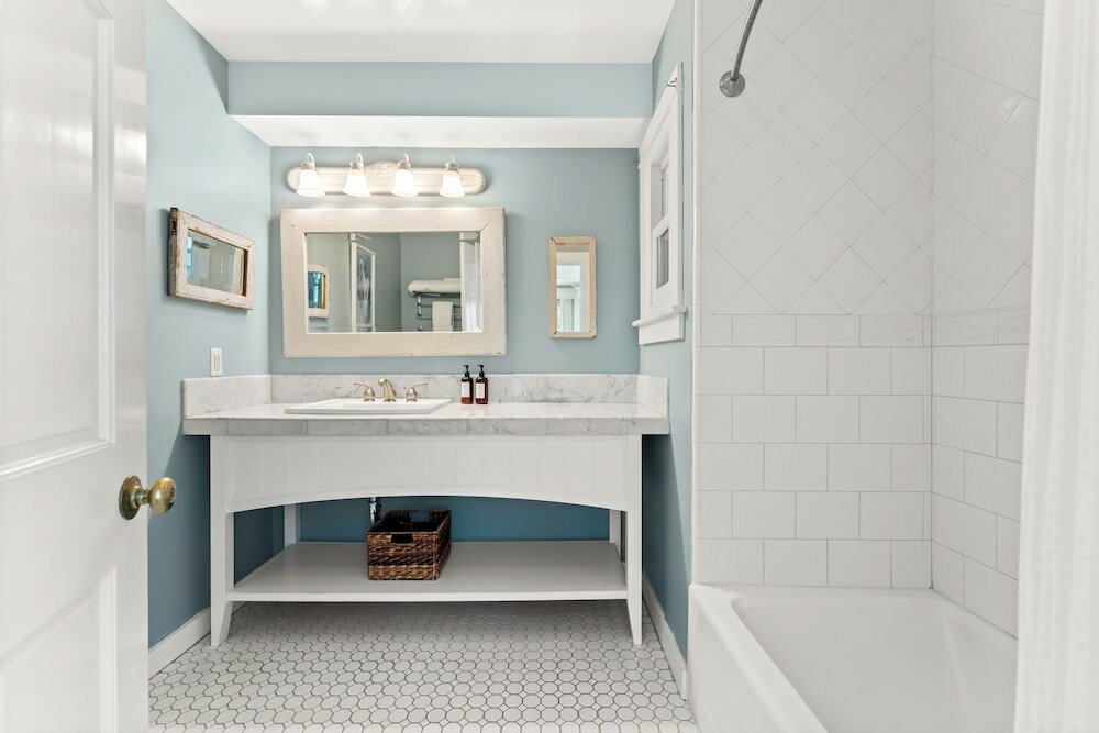 Фото Channel Road Inn, A Four Sisters Inn