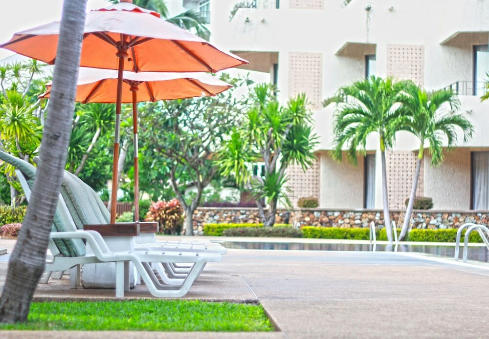 Фото Hotel Tropicana Pattaya