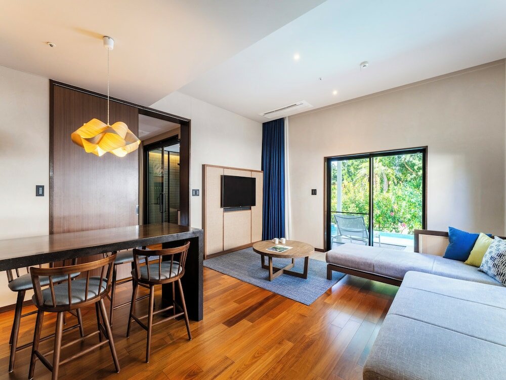 Фото Fusaki Beach Resort Hotel & Villas