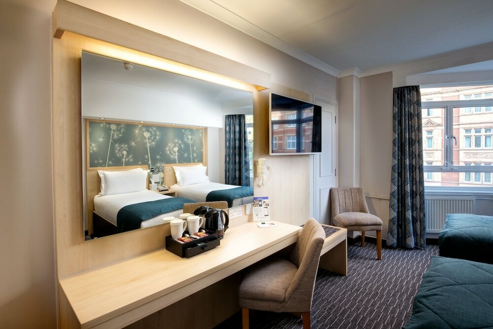 Фото Bedford Hotel