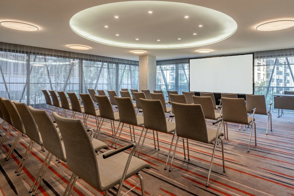 Фото Sheraton Zurich Hotel