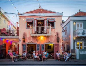 Гостиница Bed & Bike Curacao Hotel