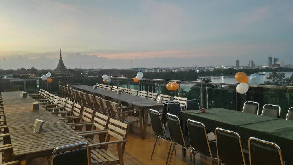 Фото Ingtara Hotel