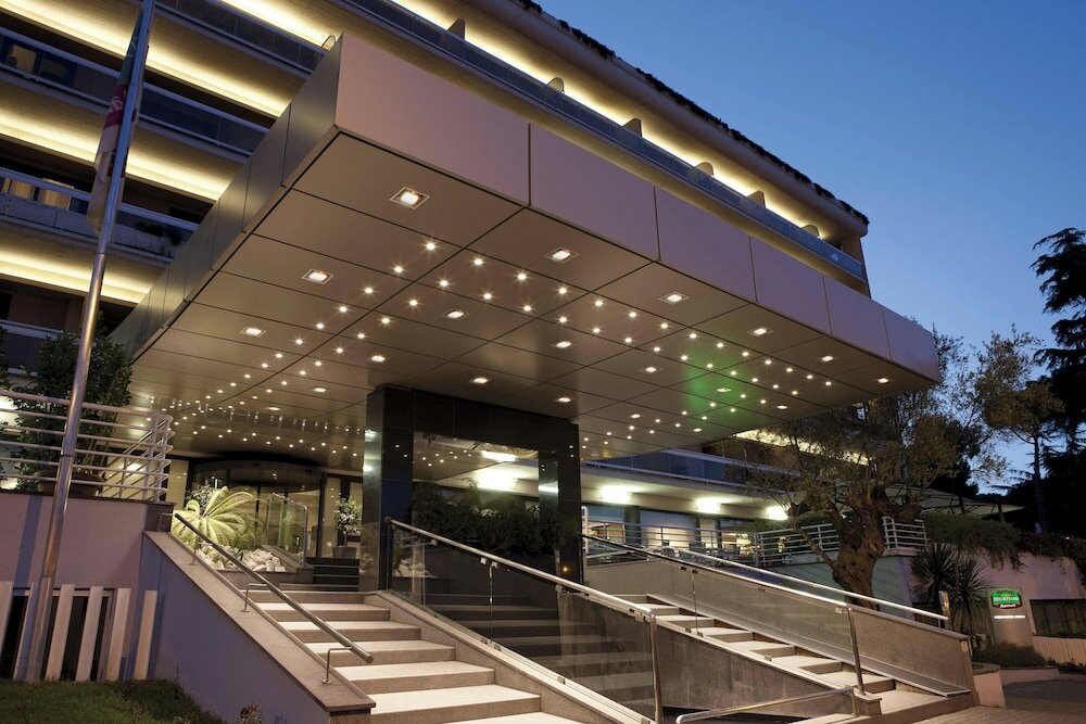 Фото Courtyard by Marriott Rome Central Park