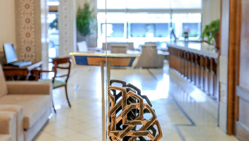 Фото Hotel Zentral Mayoral