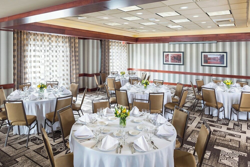 Фото Courtyard by Marriott Boston Natick