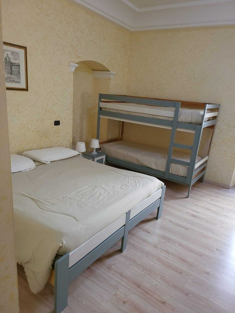 Фото St. Peter's Rooms Rome