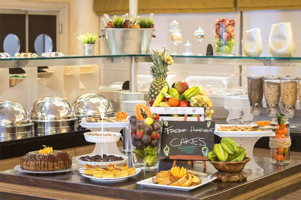 Фото Courtyard by Marriott Rome Central Park