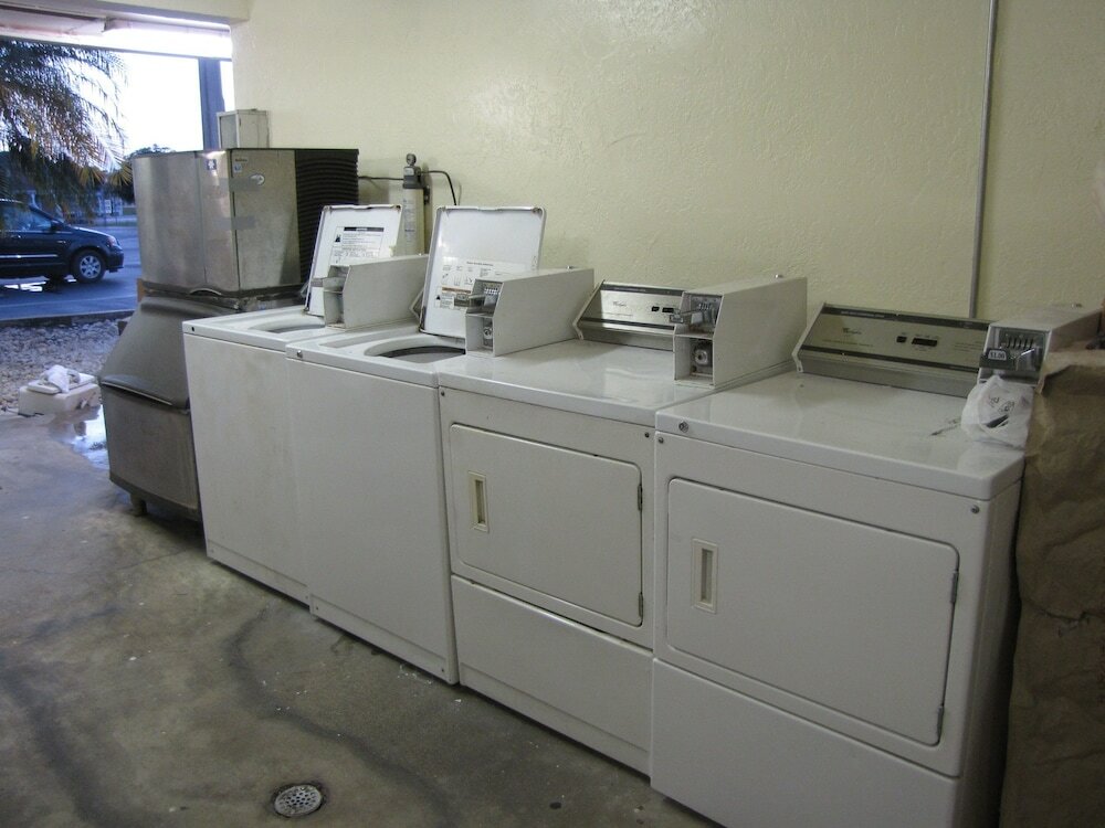 Фото Budget Host Inn