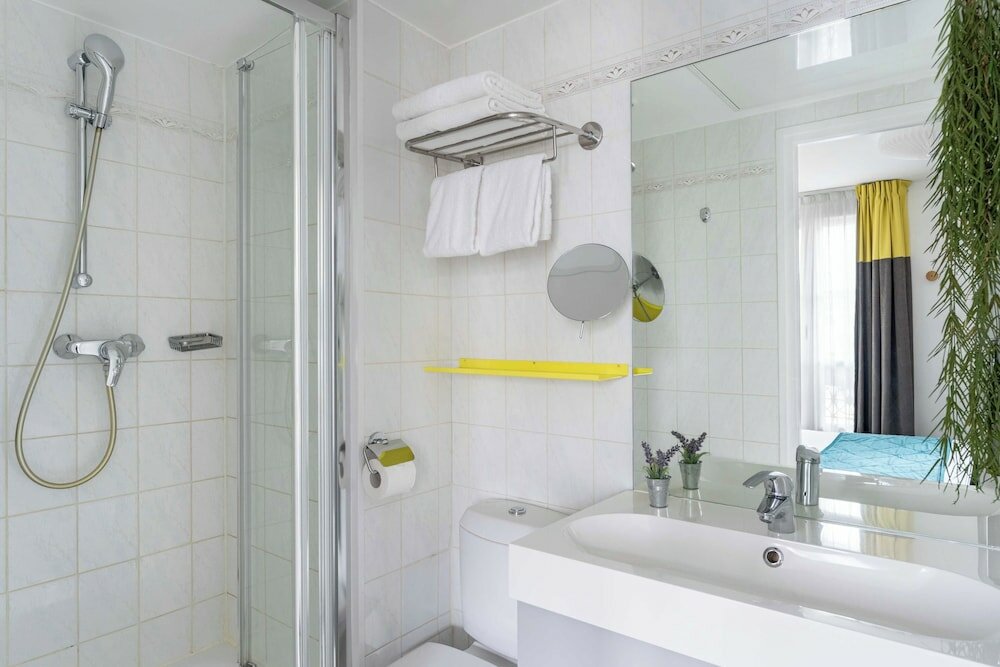 Фото Hotel George