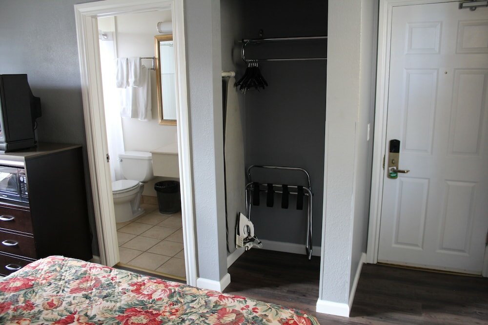 Фото Layne Hotel