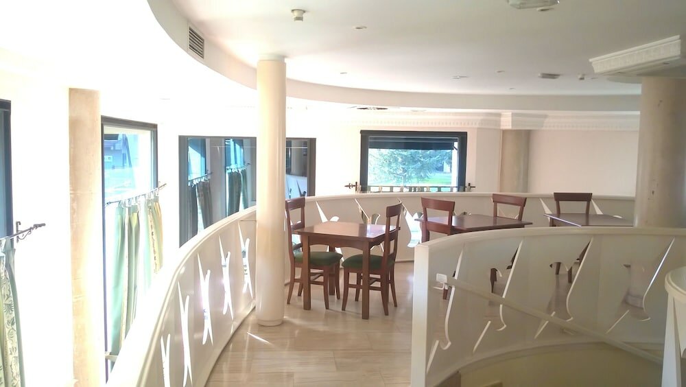 Фото Hotel Nueva Plaza