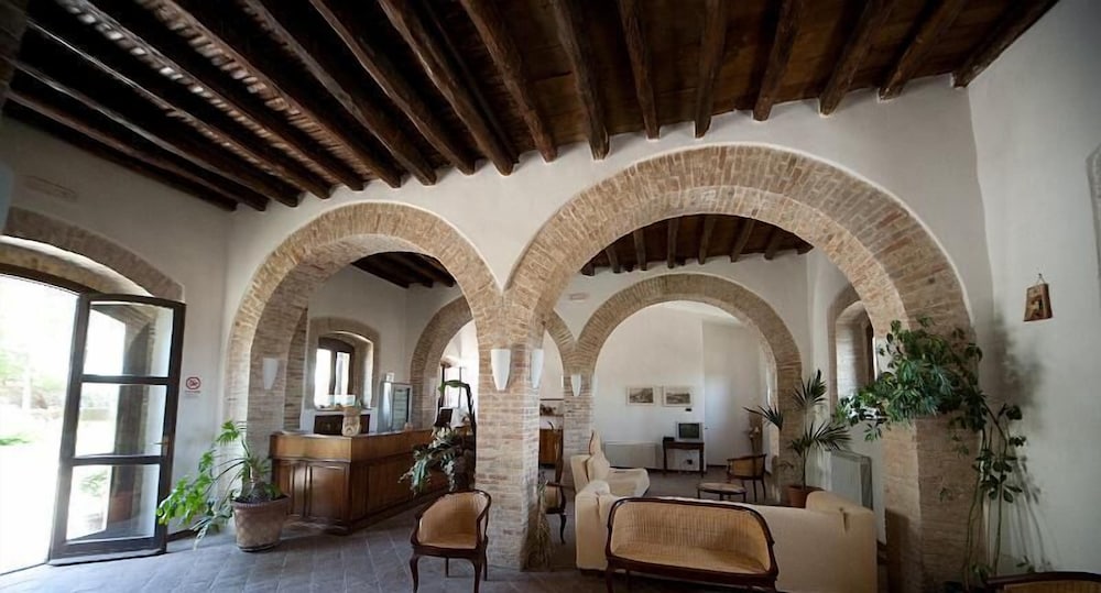 Фото Agriturismo Sant'Agata