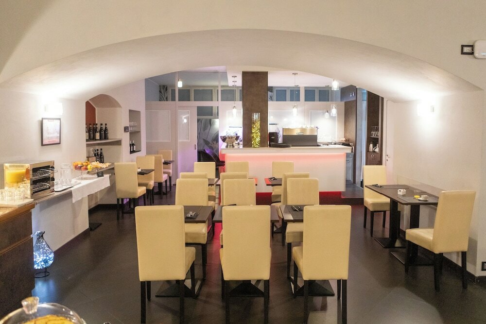 Фото Kleos Hotel Milano