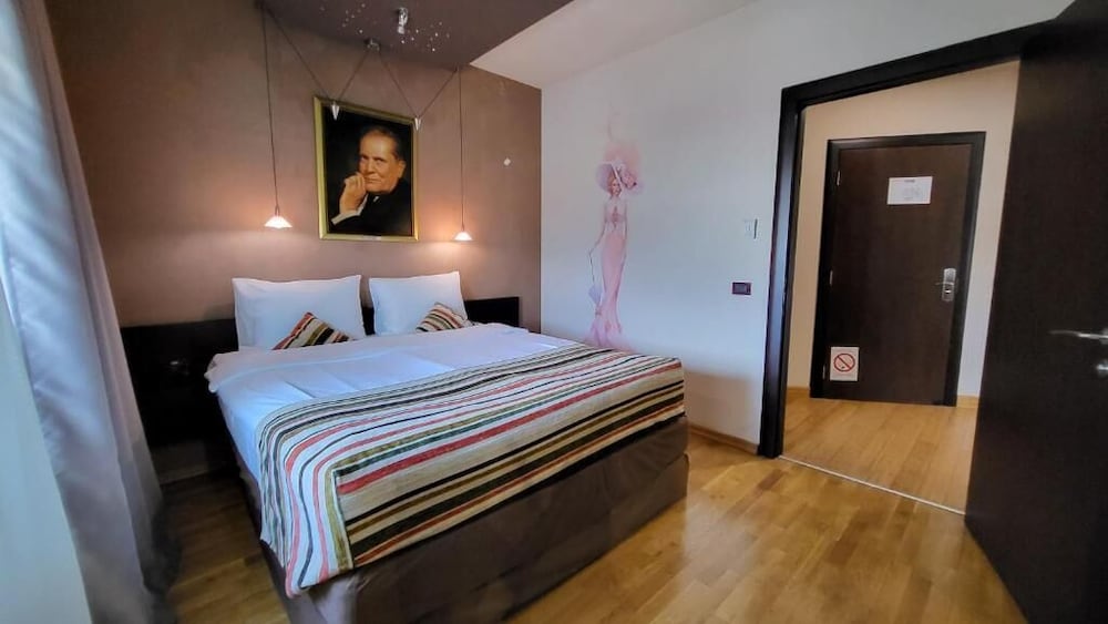 Фото Design Hotel Mr President