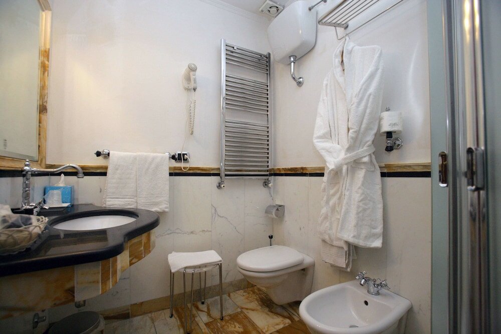 Фото Domus Florentiae Hotel