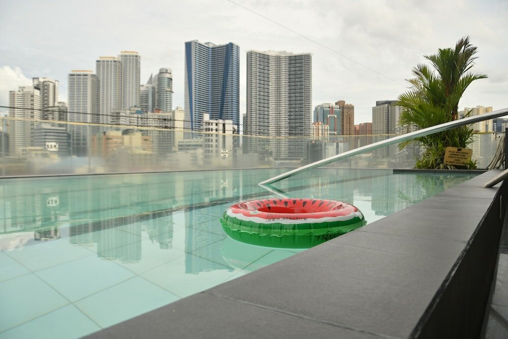 Фото Jade Hotel & Suites