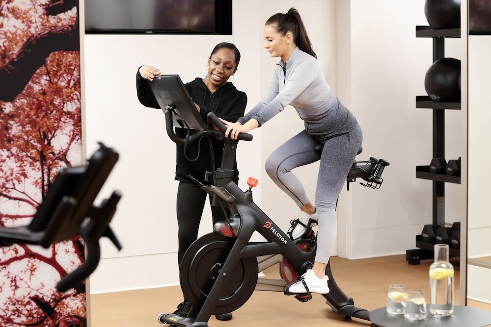 Фото The Athenaeum Hotel & Residences