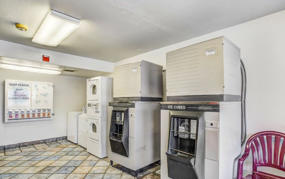 Фото Motel 6 Medford