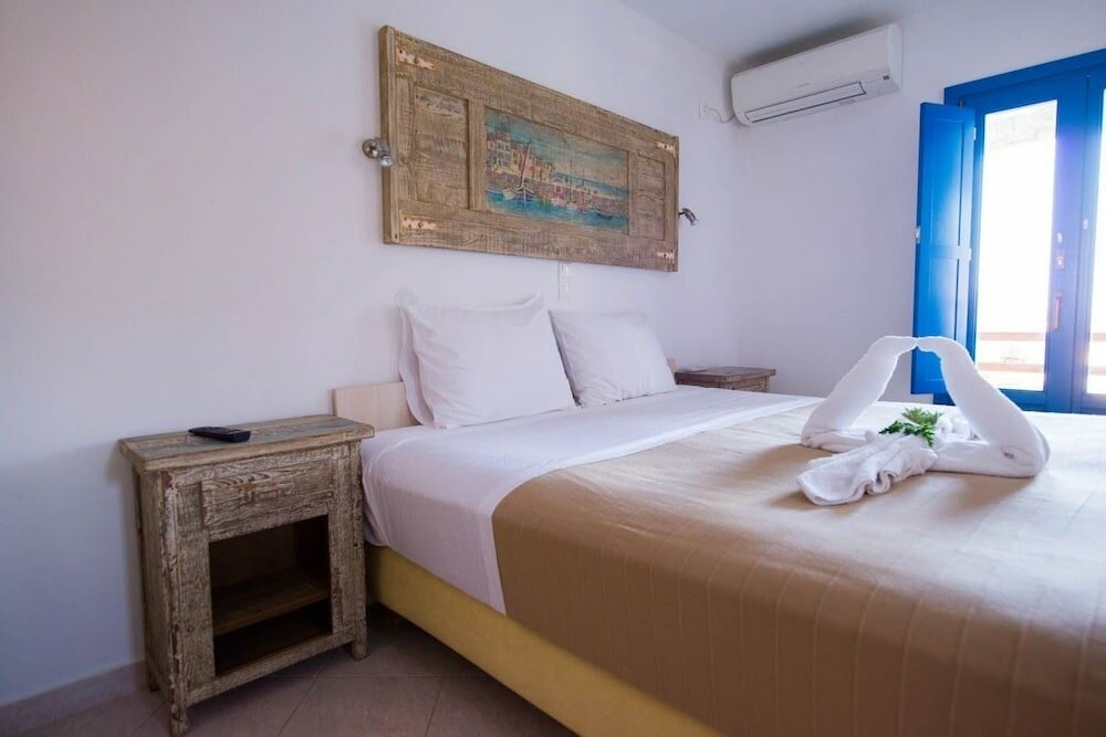 Фото Amorgion Hotel