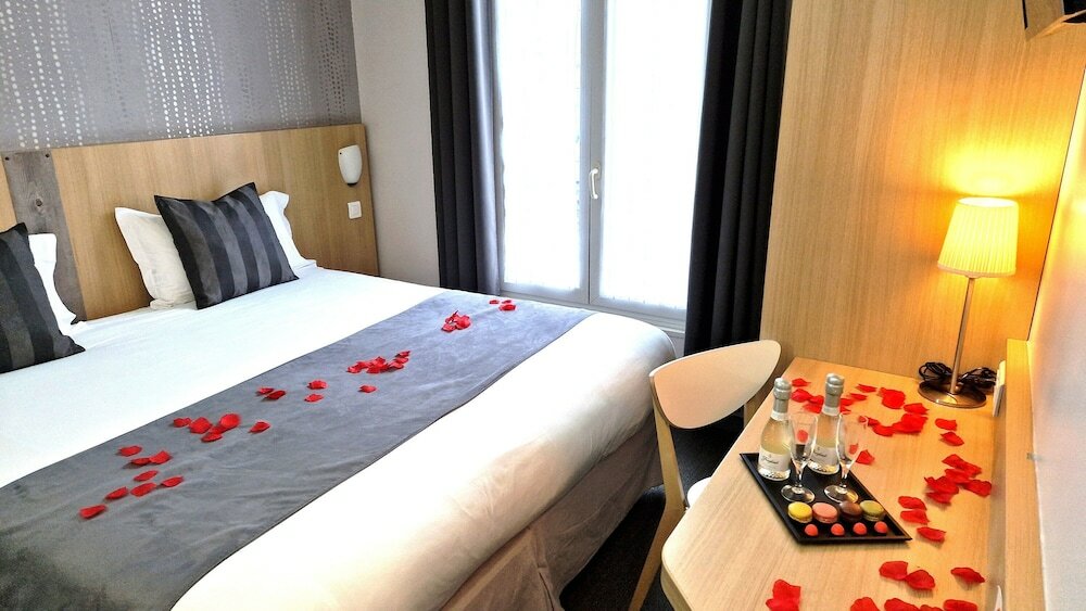 Фото Hotel Paris Villette