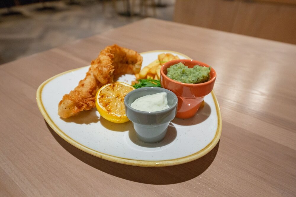 Фото Holiday Inn Newport, an Ihg Hotel