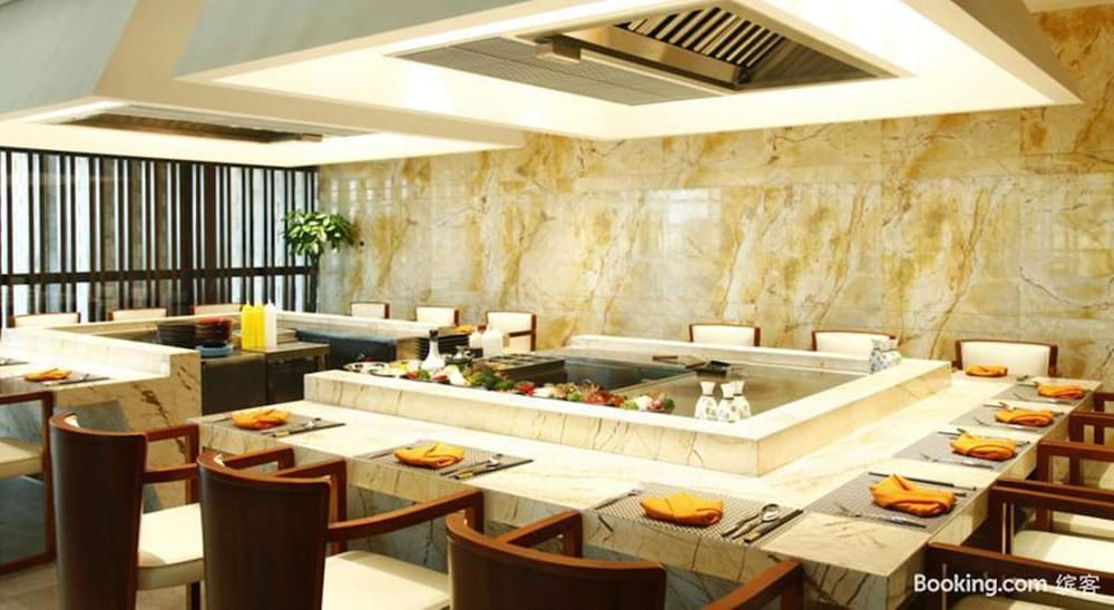 Фото Howard Johnson Sunshine Plaza Ningbo