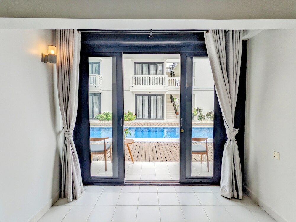 Фото Mary Beach Hotel and Resort