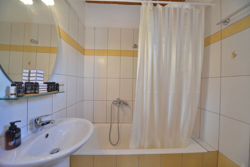 Фото Amorgion Hotel