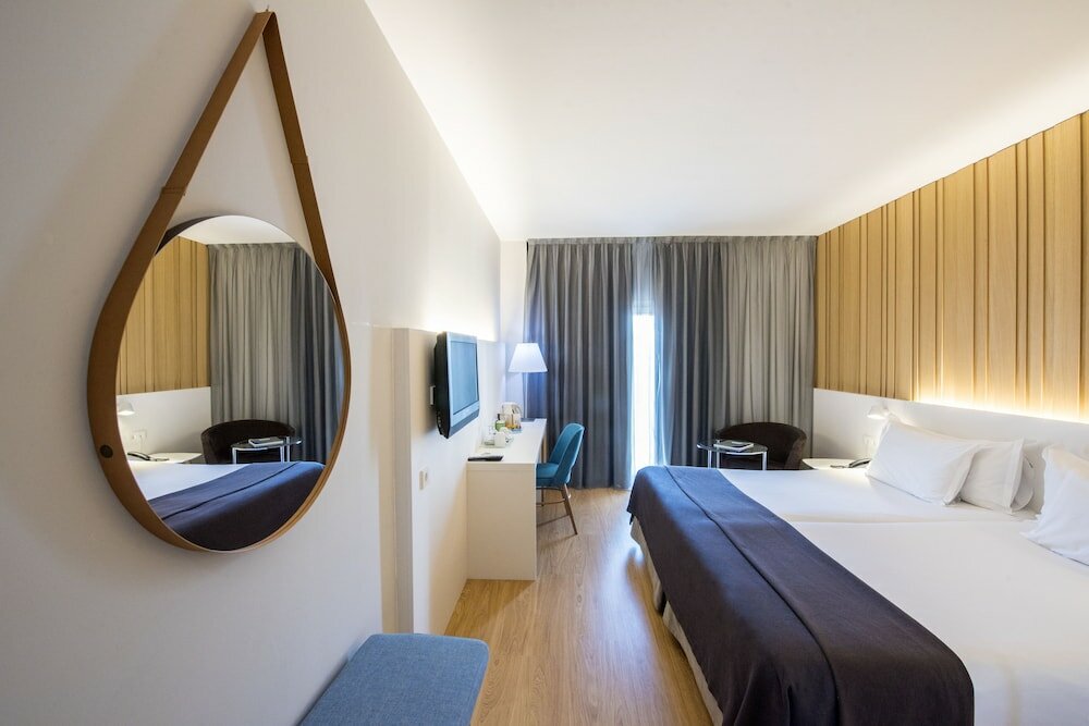 Фото Hotel Silken Ramblas