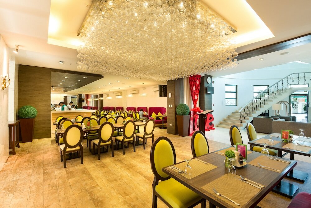 Фото Lenox Hotel