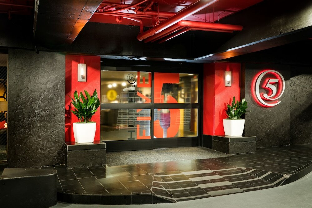 Фото Staypineapple, Hotel Five, Downtown Seattle