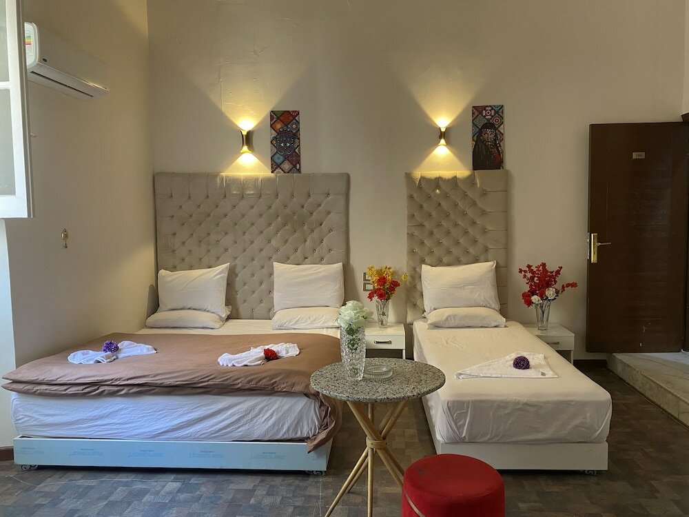 Фото Velvet Hotel