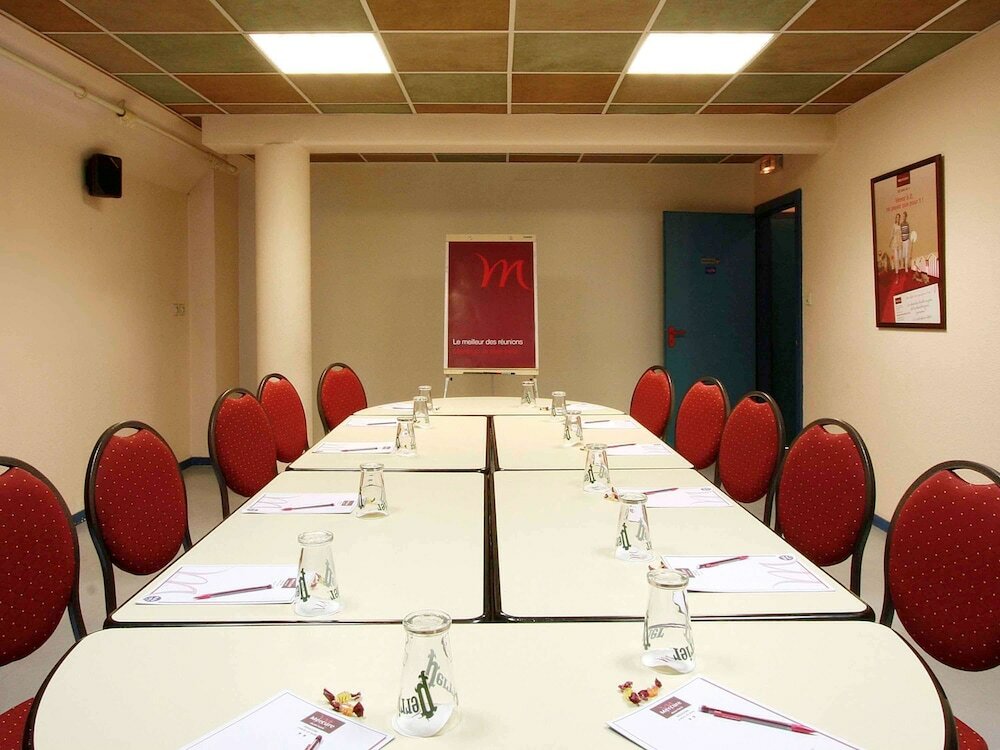 Фото Mercure Luxeuil-les-Bains Hexagone