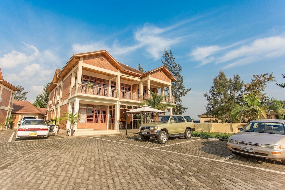 Фото Quiet Haven Hotel