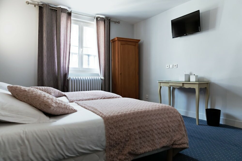 Фото Hôtel Le Saint Louis