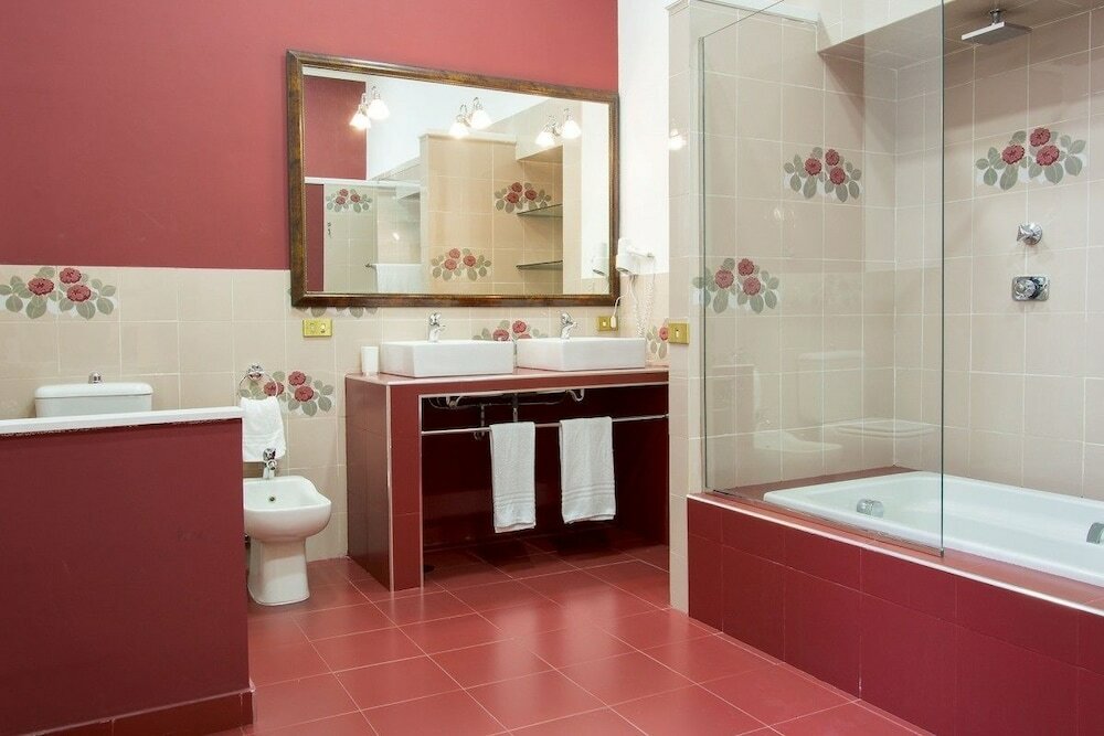 Фото Il Ventre di Napoli Broggia