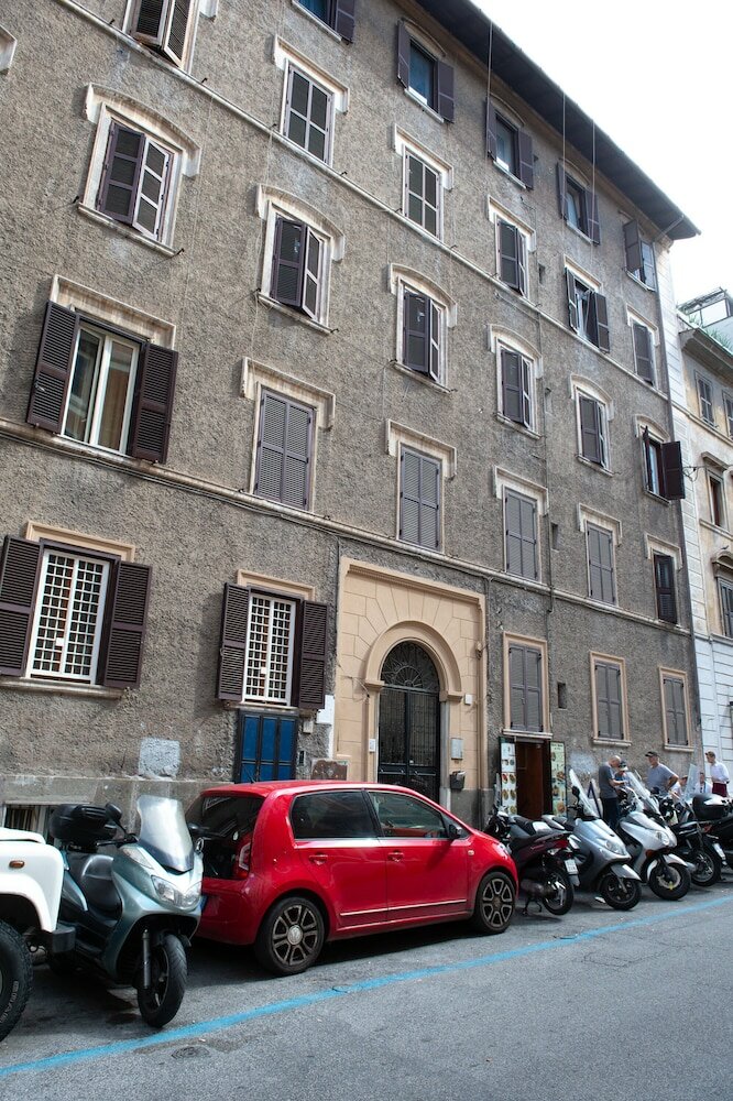 Фото Vaticana Ottaviani