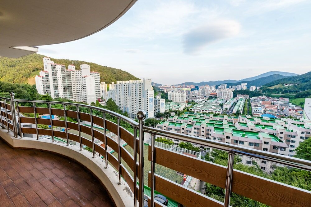 Фото Homefourest Resort